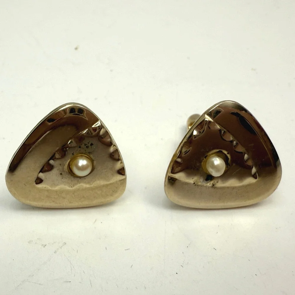 Vtg Mens Triangle Faux Pearl Accent Cufflinks Gold Tone Classic Jewelry 1 in
